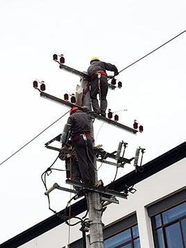 线路型避雷器